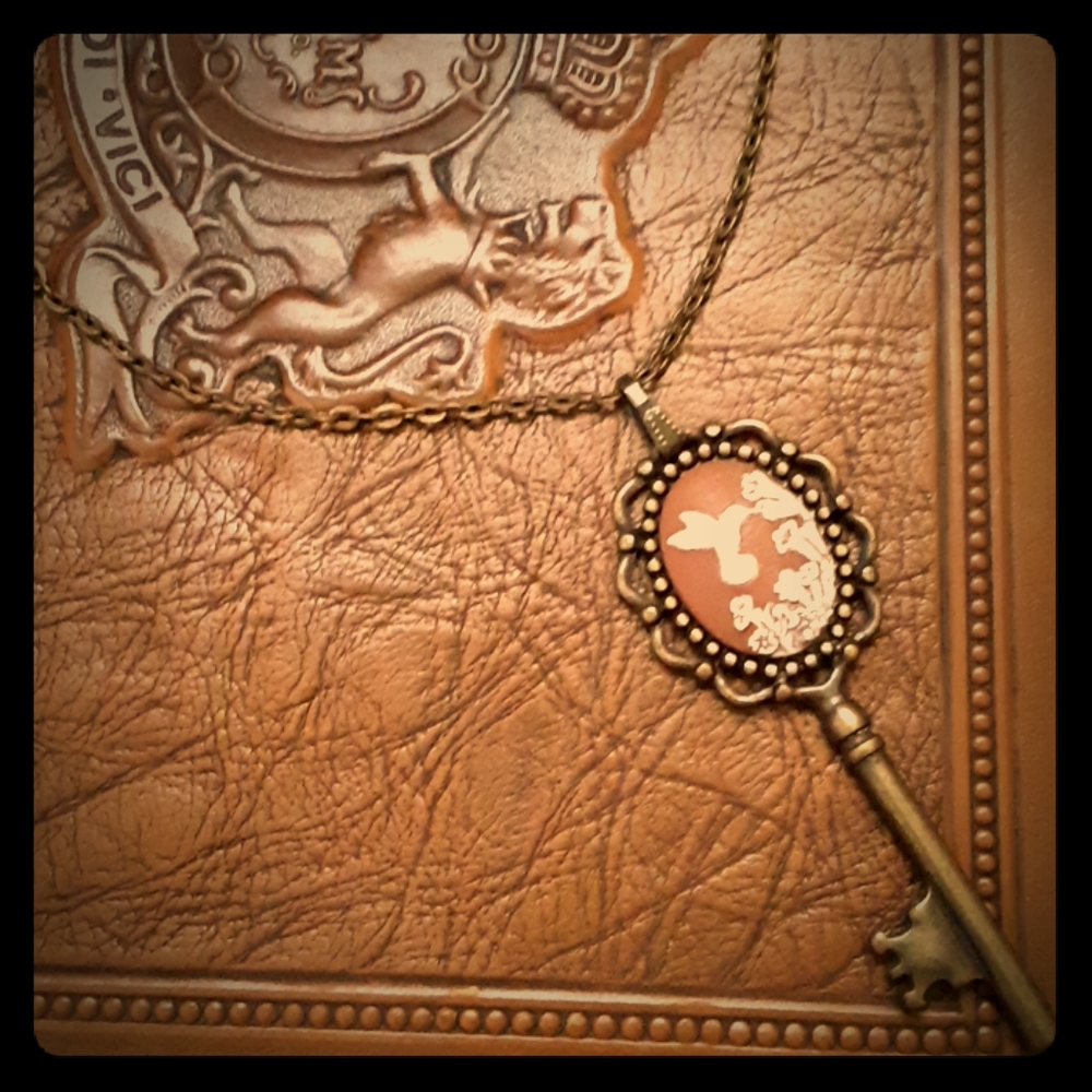 Vintage skeleton key cameo hummingbird necklace